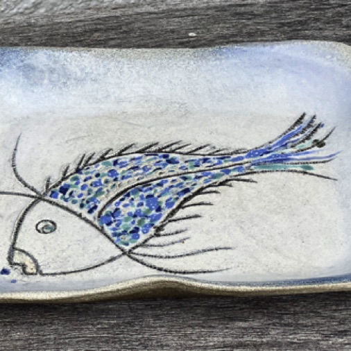 04 Fish Dish 35 X 28cm £70